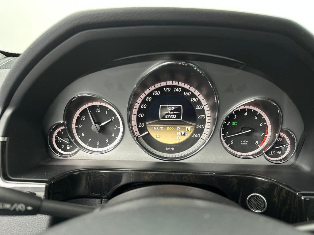 Mercedes-Benz E-Klasse 200 cgi avantgarde dakraam stoelverwarming