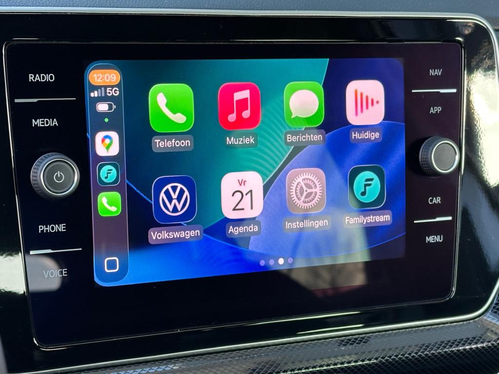 Volkswagen T-cross 1.0 tsi dsg r-line | camera | trekhaak | led gril | 4-se