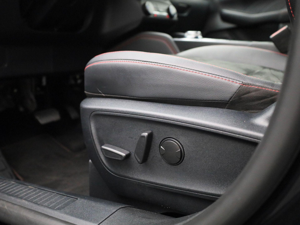 Ford Kuga 2.5 phev st-line | climate control | adaptieve cruise control | w