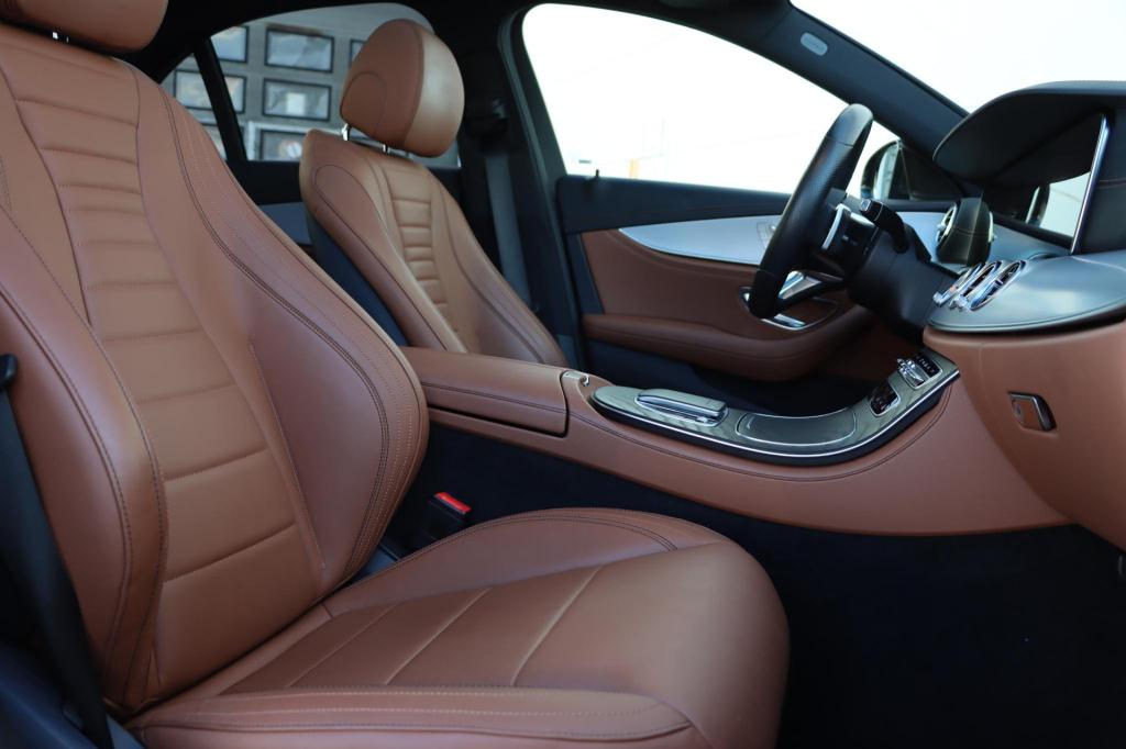 Mercedes-Benz E-Klasse 200 business solution amg