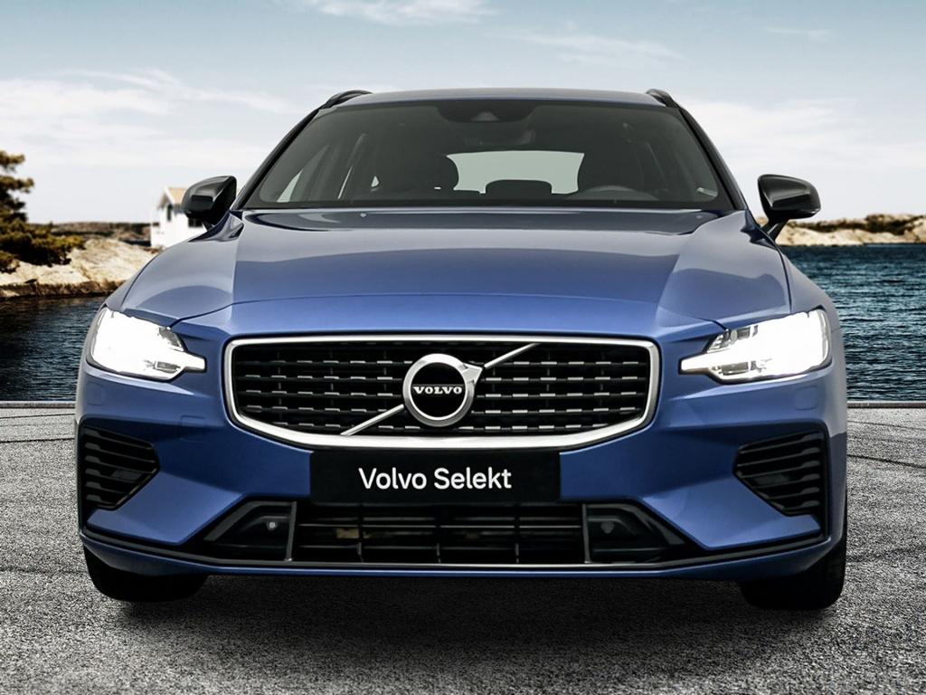 Volvo V60 t6 340pk recharge r-design| achteruitrijcamera| trekhaak| adap.cr