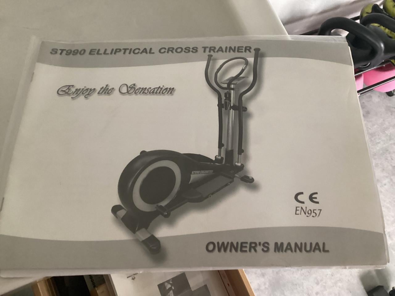 Infinity ST990 elliptical crosstrainer semi-professional