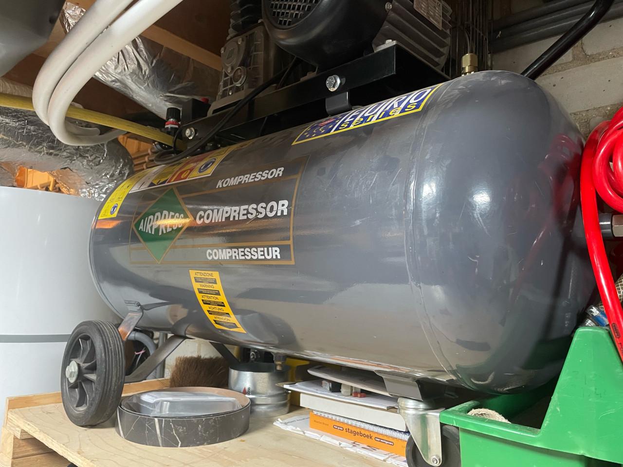 Compressor airpress HL375-100 professioneel