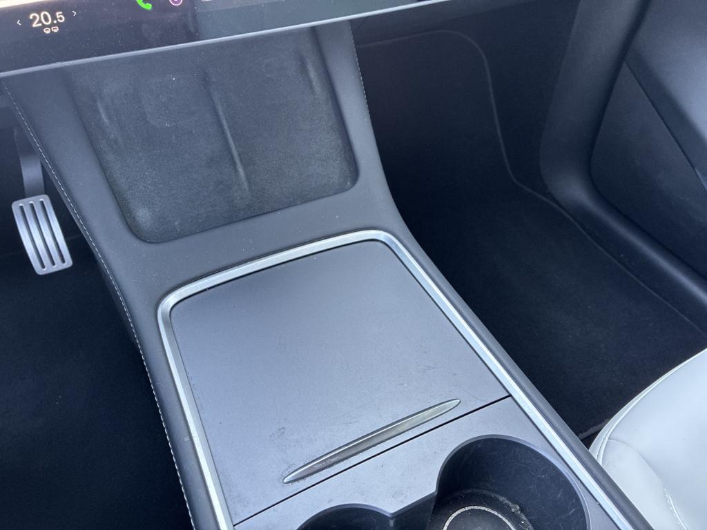 Tesla Model Y performance awd 75 kwh leder | parkeercamera | schuif-kanteld