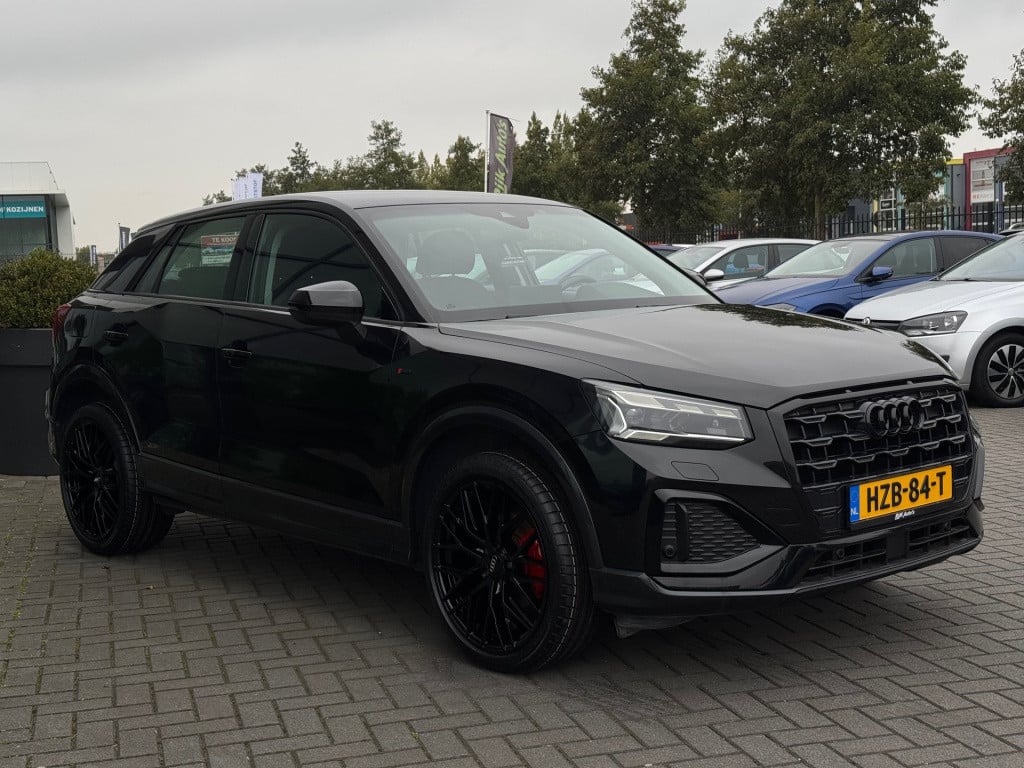 Audi Q2 35 tfsi matrix led * camera * stoelverwarming * acc * keyless