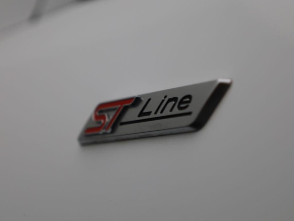 Ford Fiesta 1.0 ecoboost hybrid st-line x