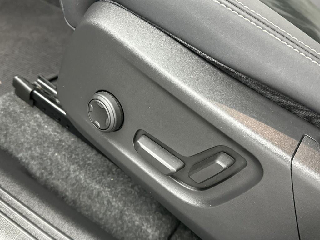 Volvo C40 recharge ultra 238pk| panodak| 360camera| h&k sound