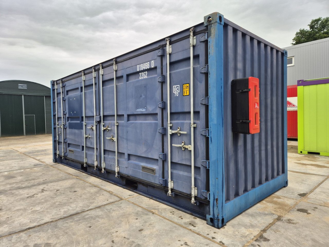 20ft openside opslag / chemiecontainer met opvangbak