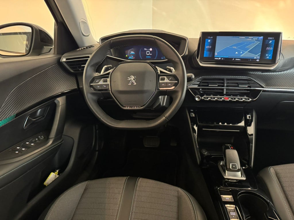 Peugeot 2008 1.2 puretech allure pack