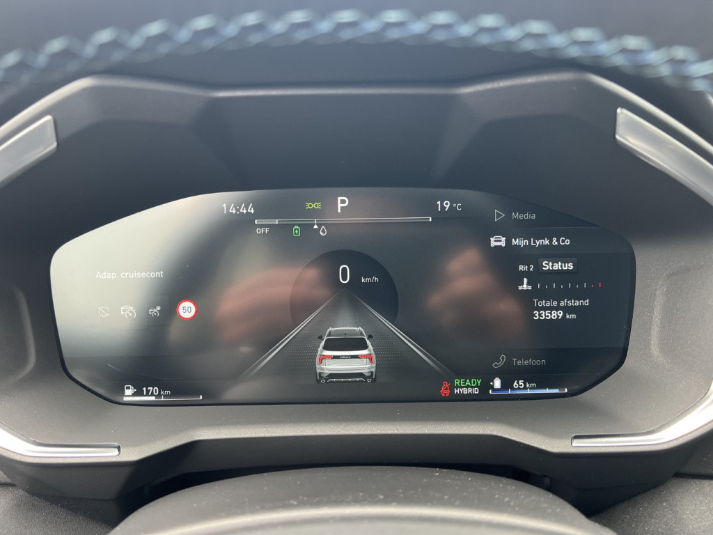 Lynk & Co 01 1.5 261pk plug in hybrid , panodak , 360gr camera, carplay
