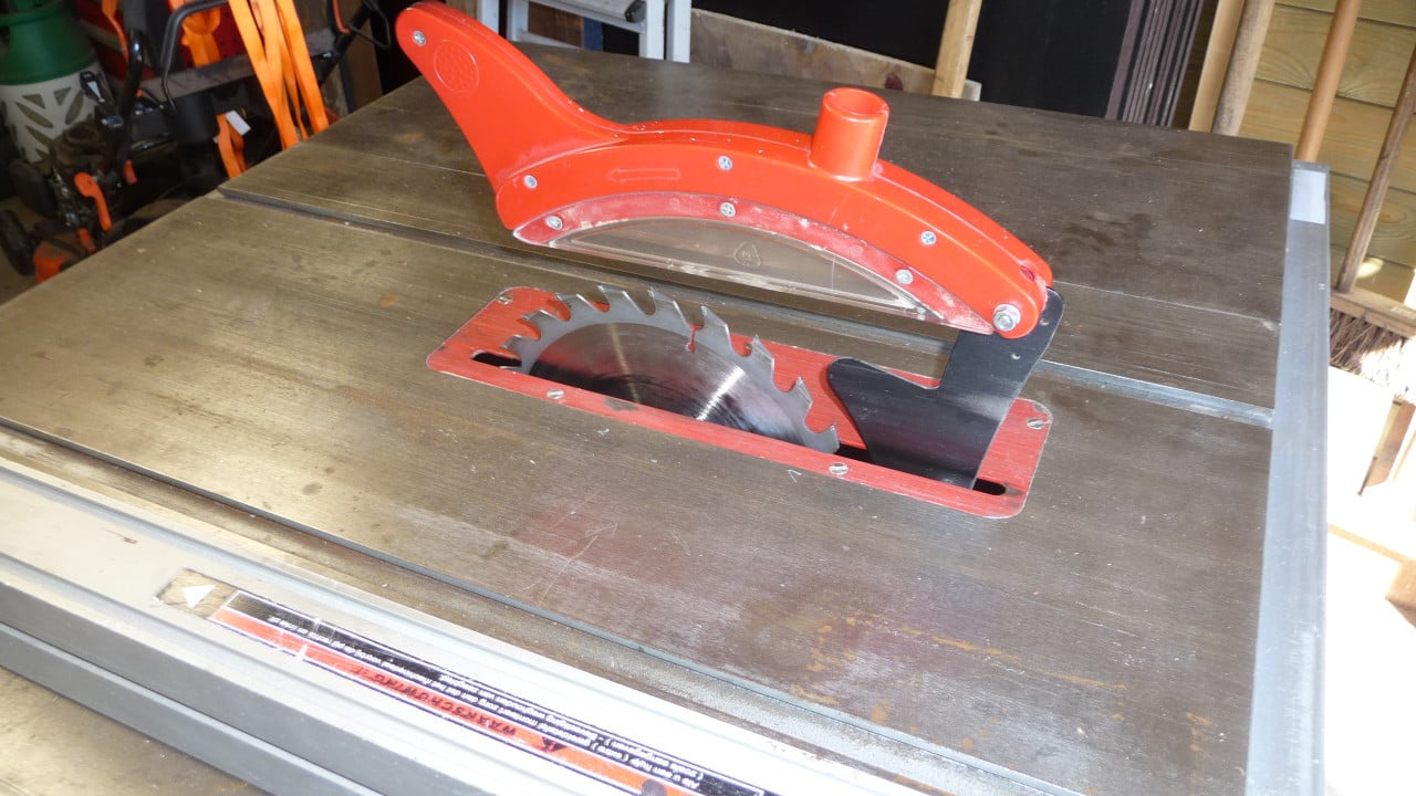 TE KOOP ZAAGMACHINE HBM 600