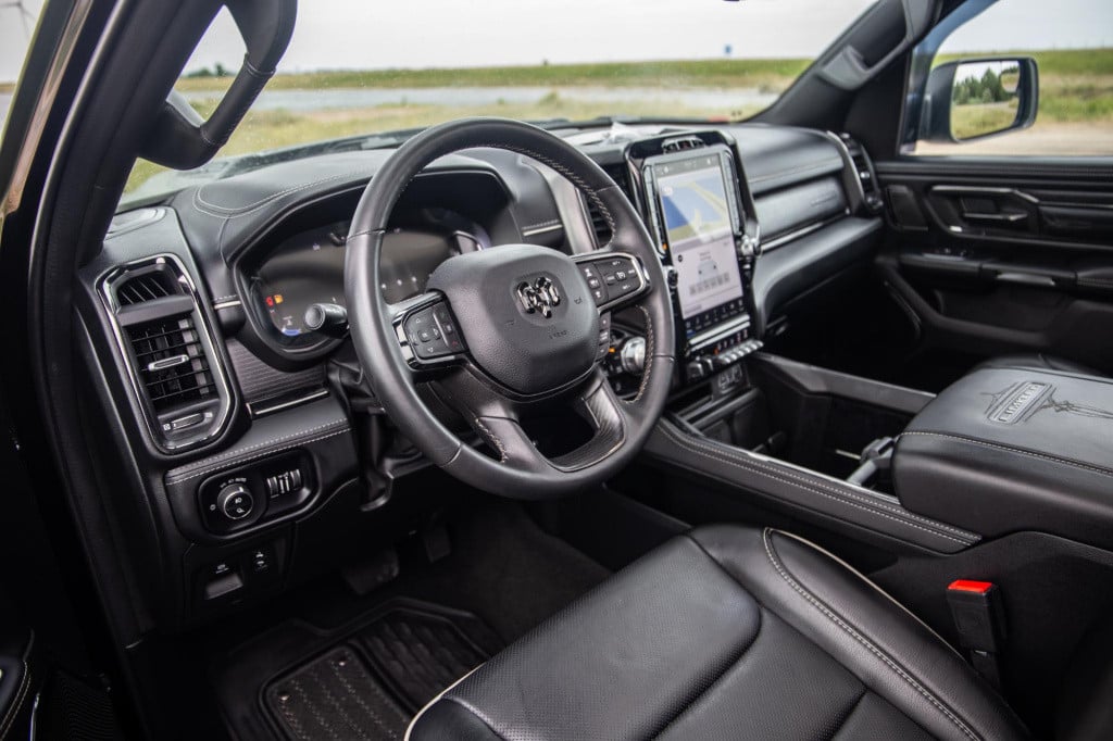Dodge Ram 1500 5.7 v8 4x4 crew cab limited bpm vrij / all in prijs / pano /