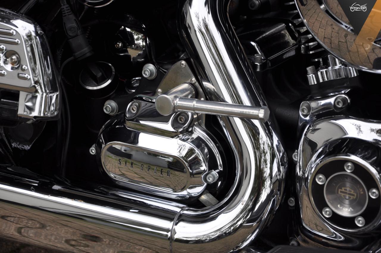 Harley-Davidson FLHRC Road King Classic 103 ABS