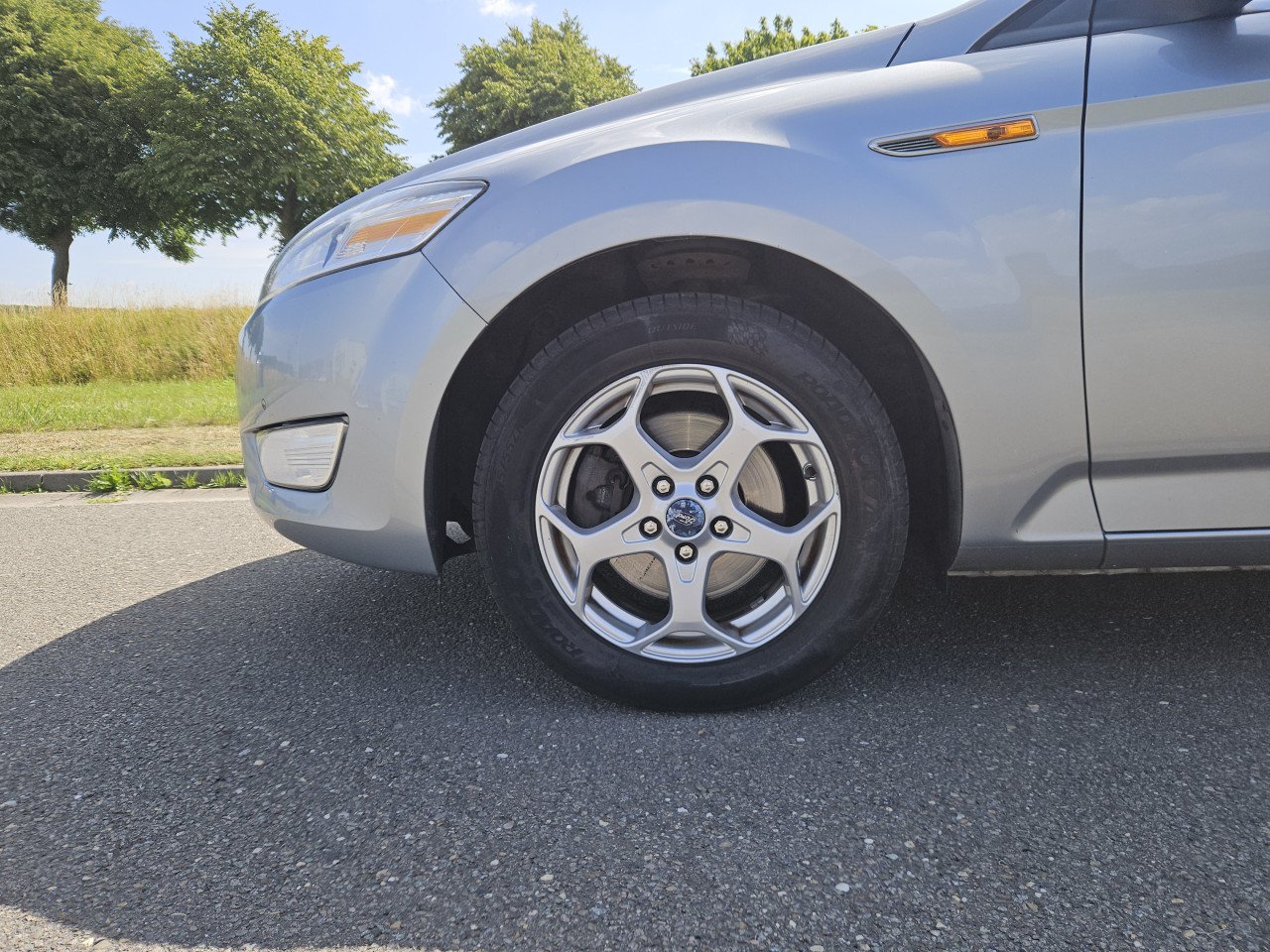 FORD MONDEO 2010 2.0i 16v Benzine