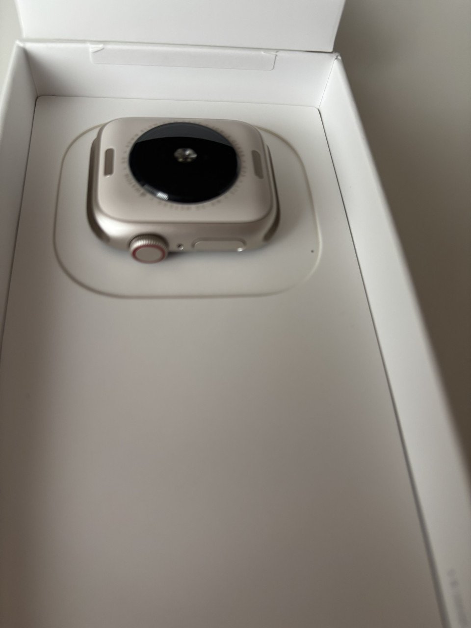 Apple Watch SE 40 mm tweede generatie uit 2024 cellular kleur starlight