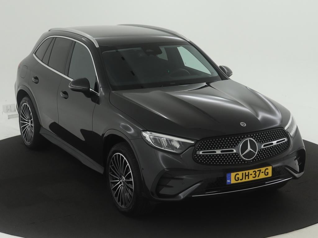 Mercedes-Benz Glc 300 e 4m amg plug-in hybride | trekhaak | amg styling | 2