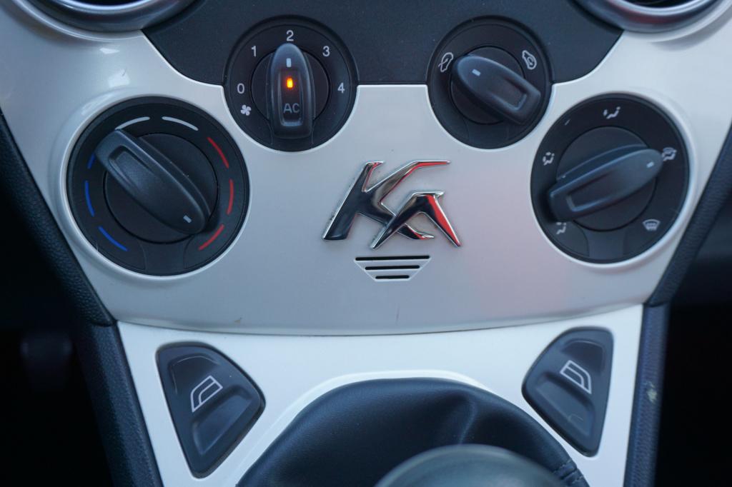 Ford KA 1.2 titanium airco / elektr. ramen / nap / apk t/m 18-11-2026