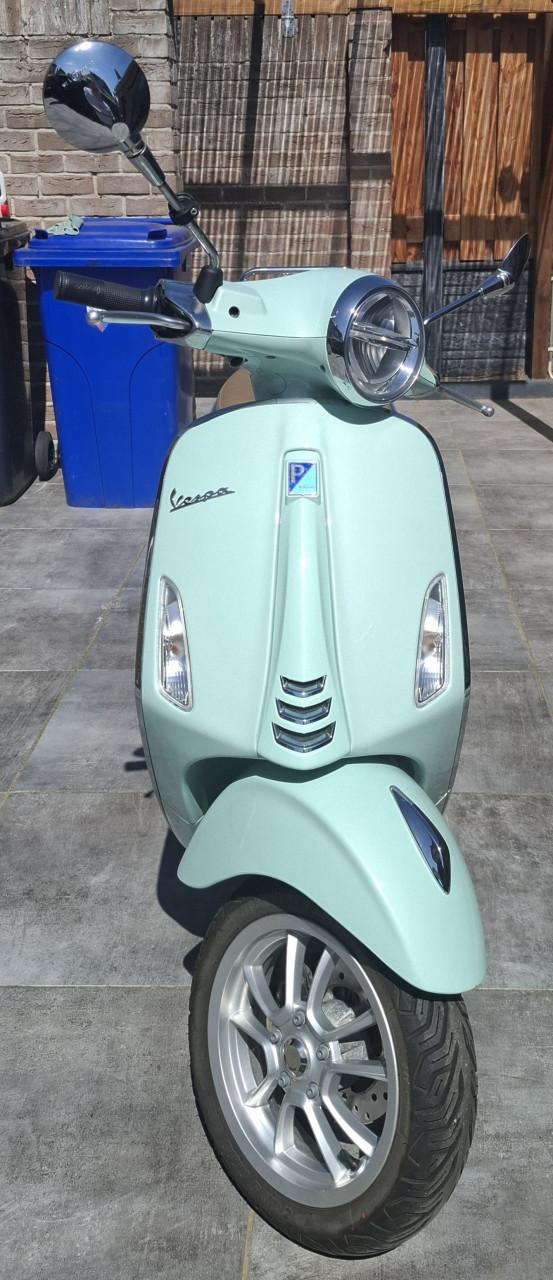 Vespa Primavera 2024