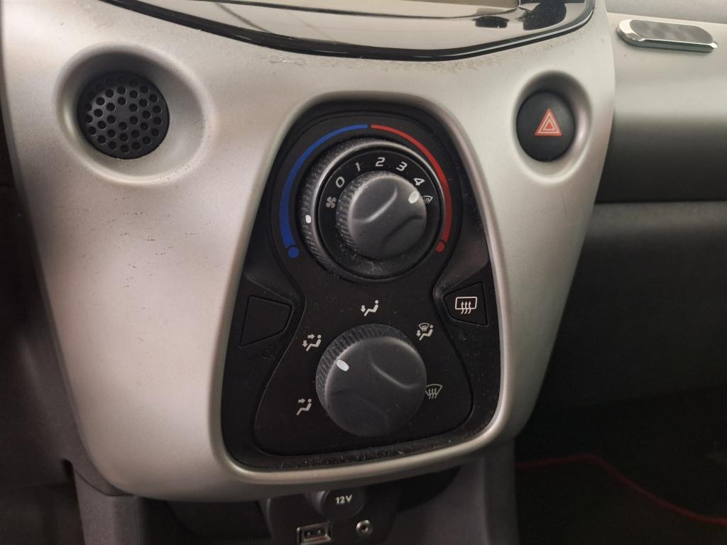 Toyota Aygo 1.0 vvt-i x-play