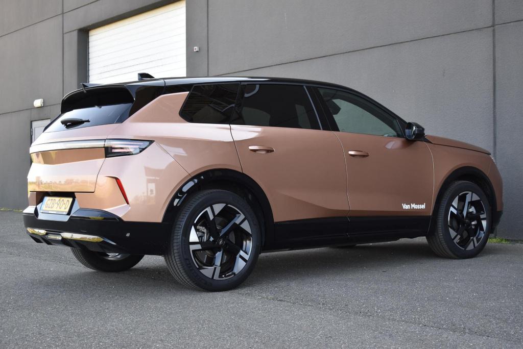 Opel Grandland electric gs 73 kwh demo sale