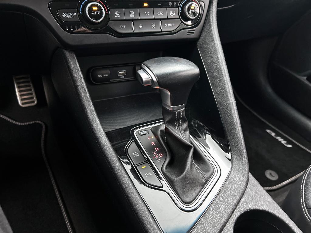 Kia Niro 1.6 gdi hybrid dynamicplusline | stoelverwarming | stuurverwarming