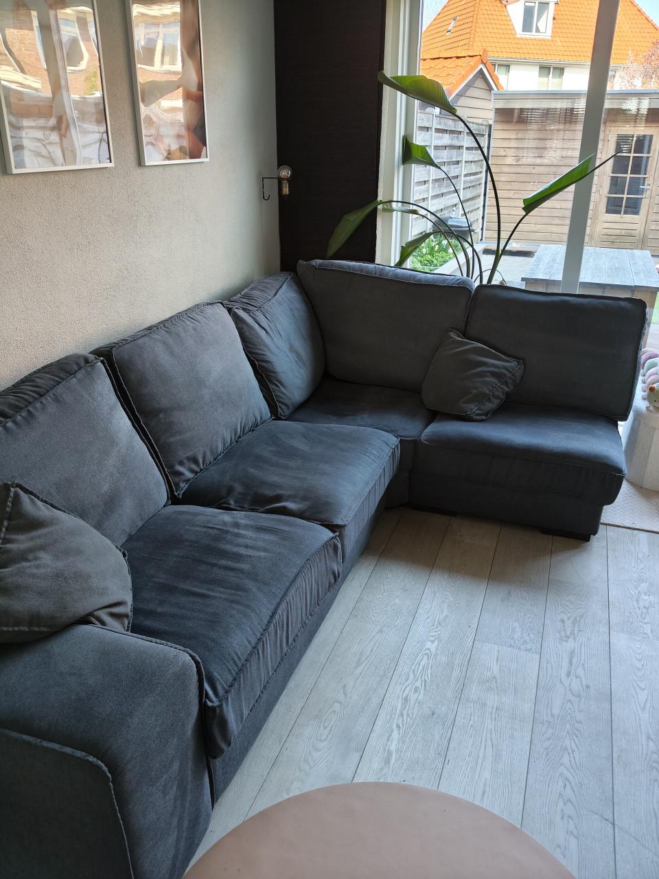Mooie hoekbank antraciet