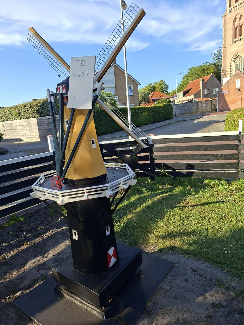 TUINMOLEN 2,20HOOG