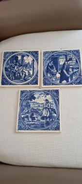 3 STUKS DELFS BLAUWE TEGELS MET AMBACHTEN