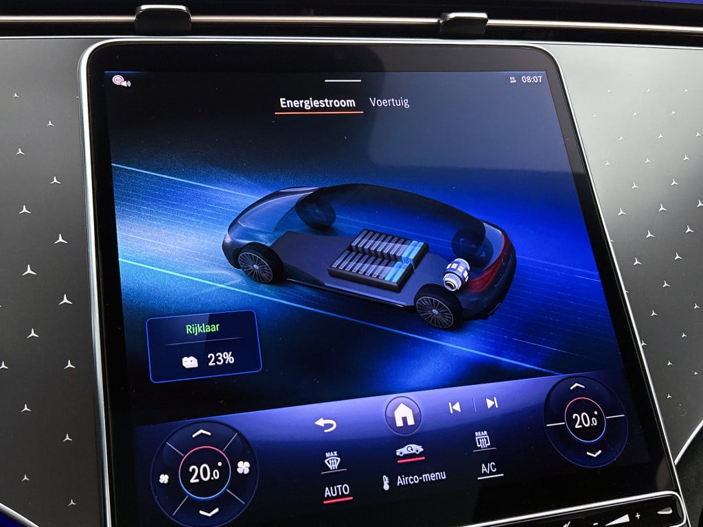 Mercedes-Benz Eqe 300 business solution amg 90 kwh | nightpakket | rijassis