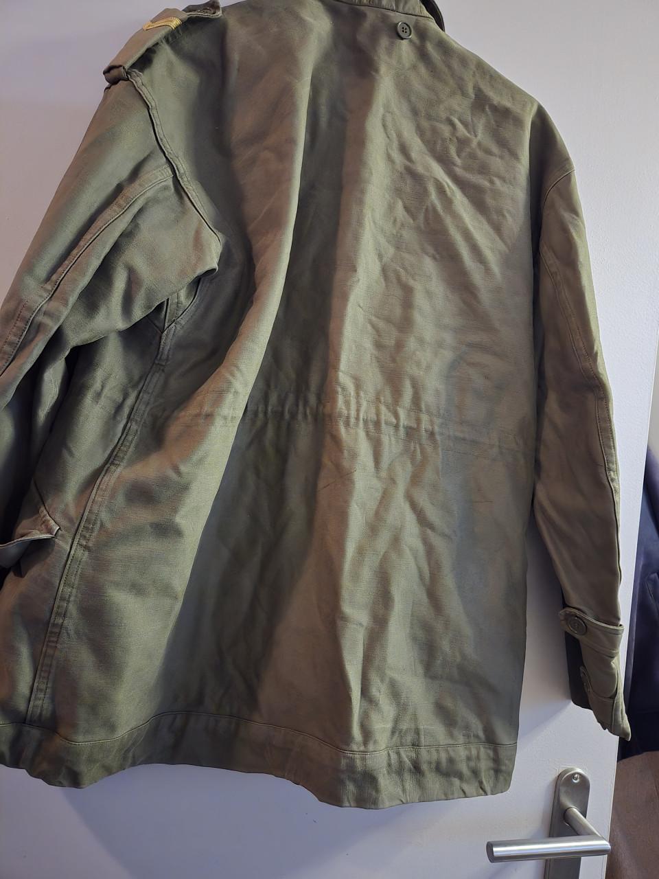 Pakket legerkleding KL Oa. Jas 1970 maat 88-92