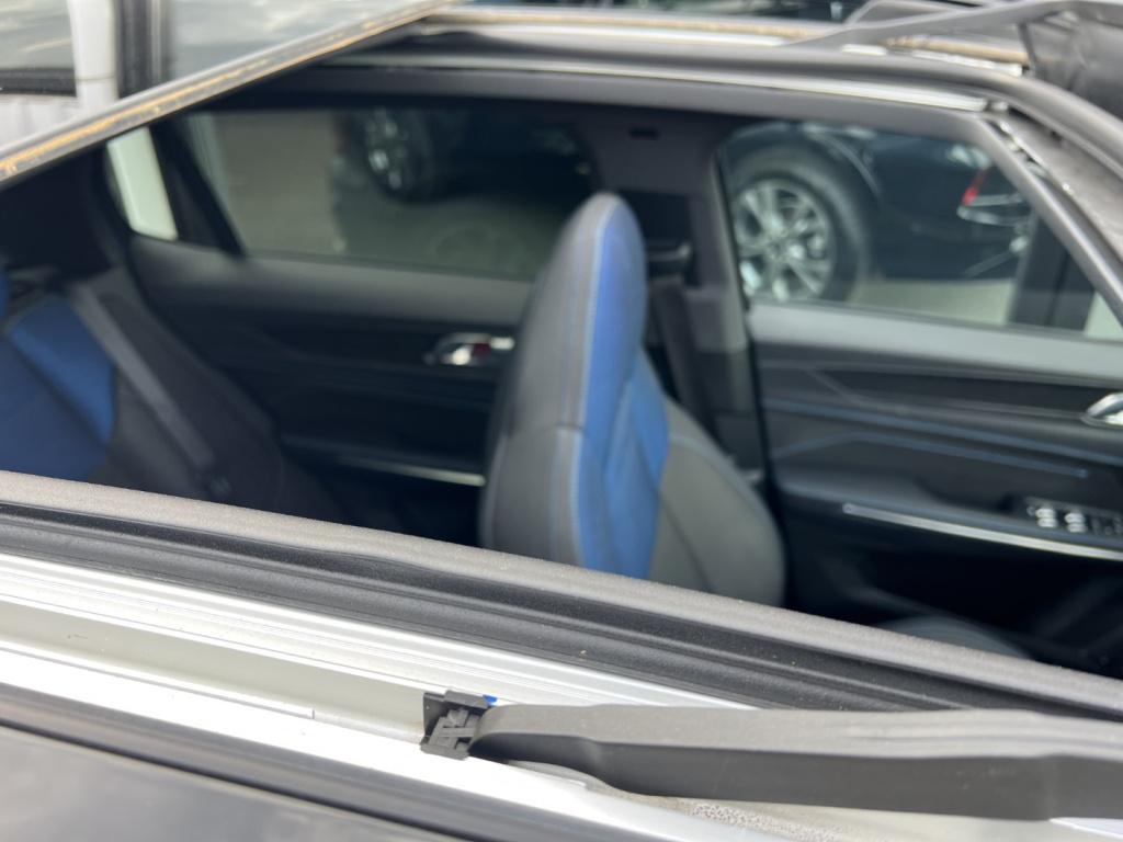 Lynk & Co 01 1.5 261pk phev 7dcth plug in hybrid , pano dak , 360gr camera 