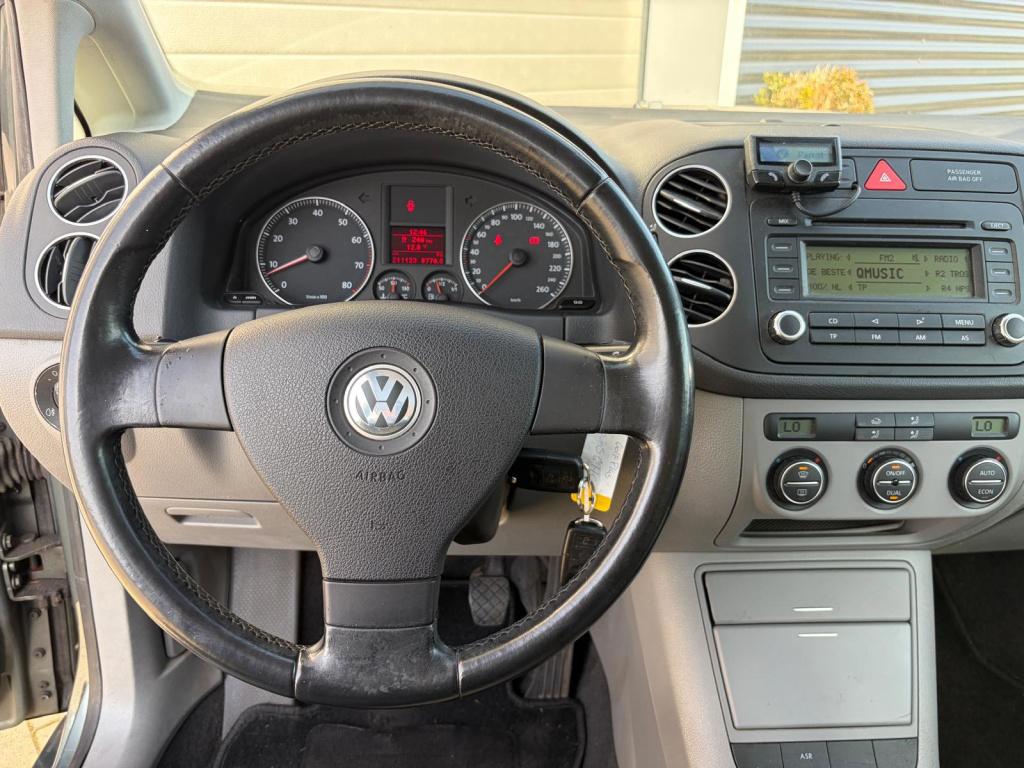 Volkswagen Golf Plus 1.6 fsi comfortline/clima/cruise control/lichtmetaal/
