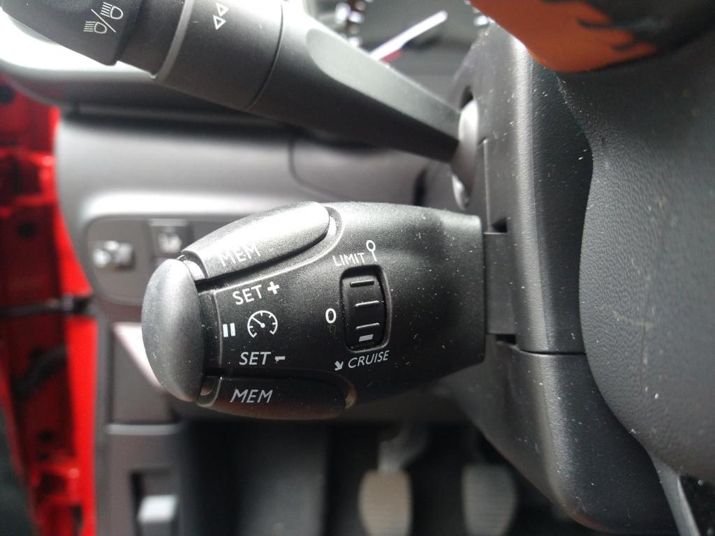 Citroen C3 1.2 shine 110 pano/nav/cam/lmv