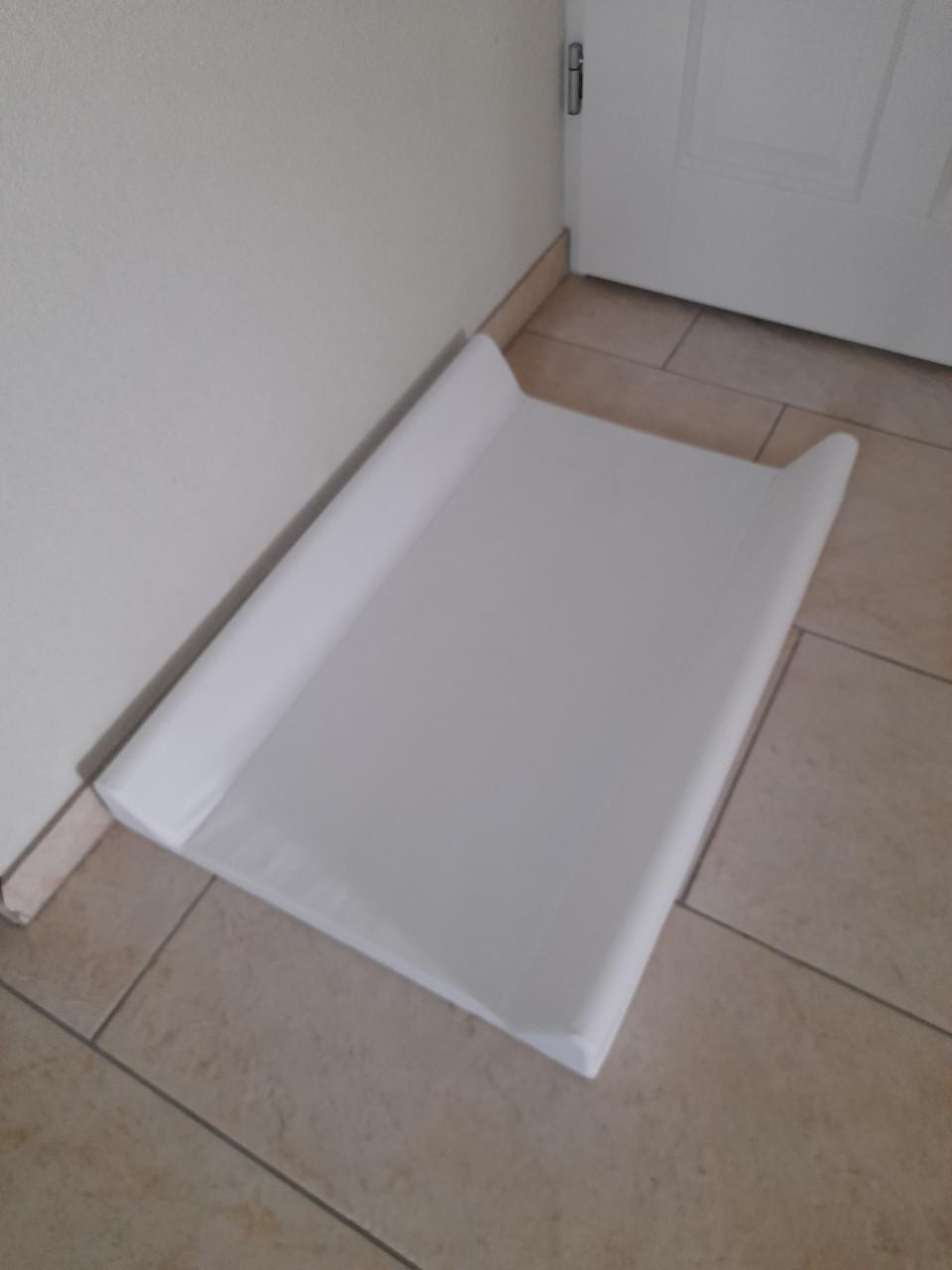 Aankleed kussen (z.g.a.n.)