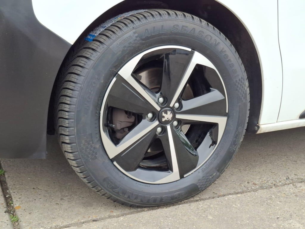 Peugeot Expert 231l 2.0 bluehdi 180 premium automaat / airco / cruise contr
