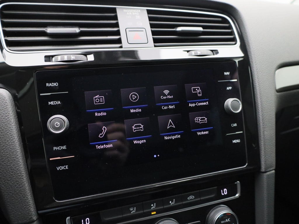 Volkswagen Golf variant 1.0 tsi comfortline | iq-drive | lmv | navigatie | 