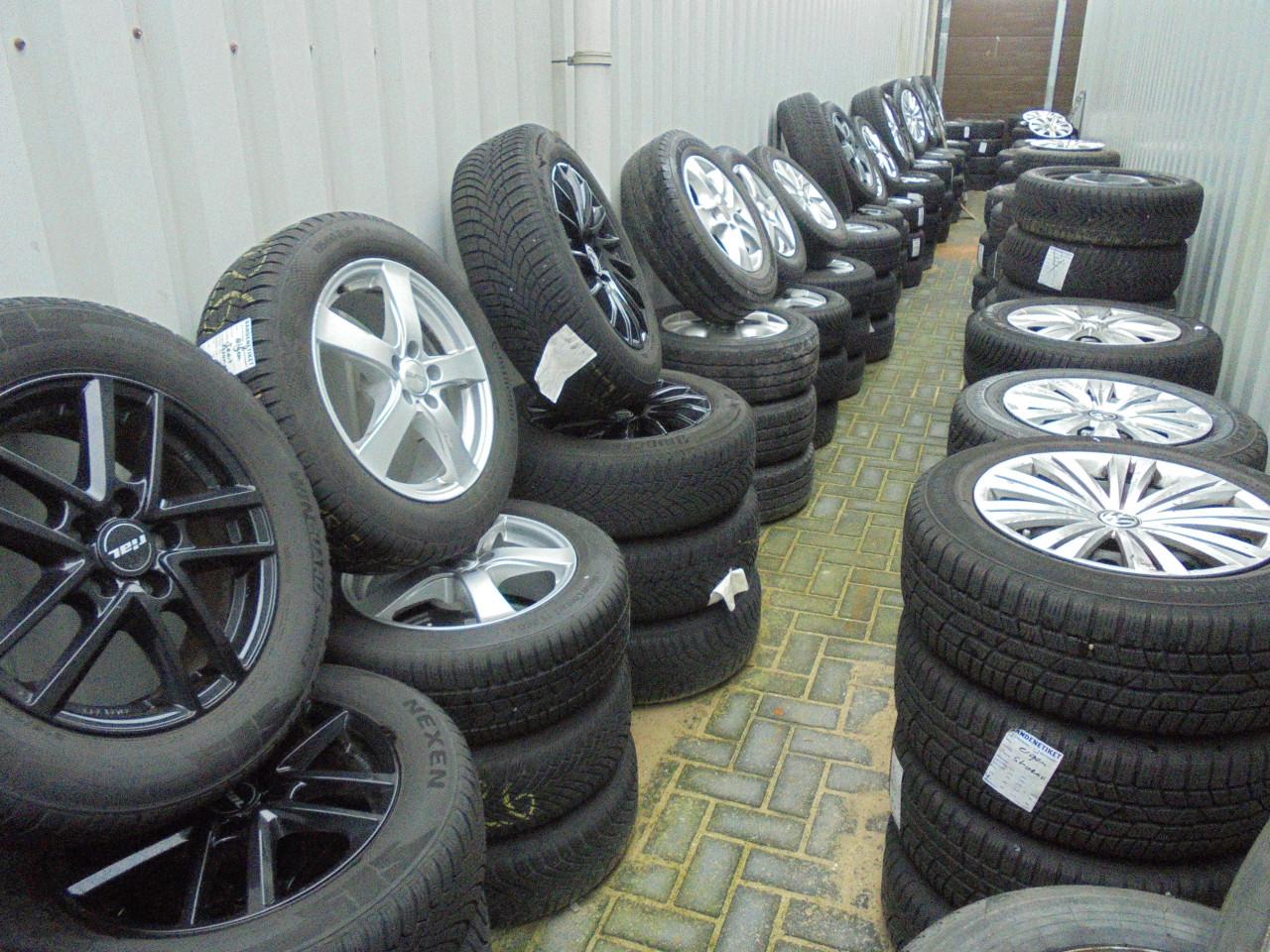 Groot Asortiment licht metalen velgen ,Seat,Mercedes,Volkswagen enz...