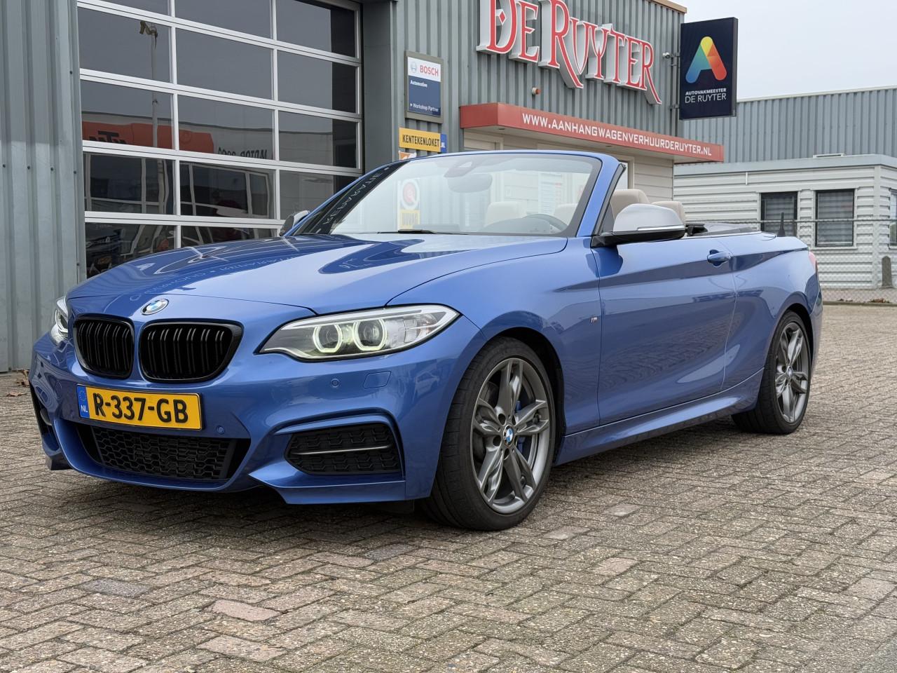 BMW 2-serie Cabrio - M235i xDrive |Full Option | Harman Kardon | Memory