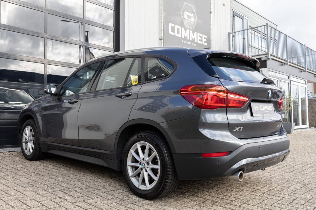 BMW X1 xdrive25e ✅trekhaak✅nav✅cc