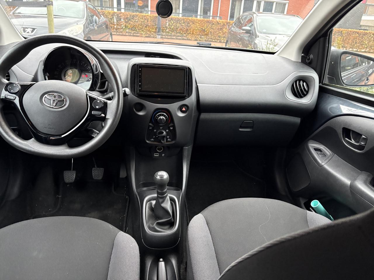 Toyota aygo 1.0 VVT-I x-fun