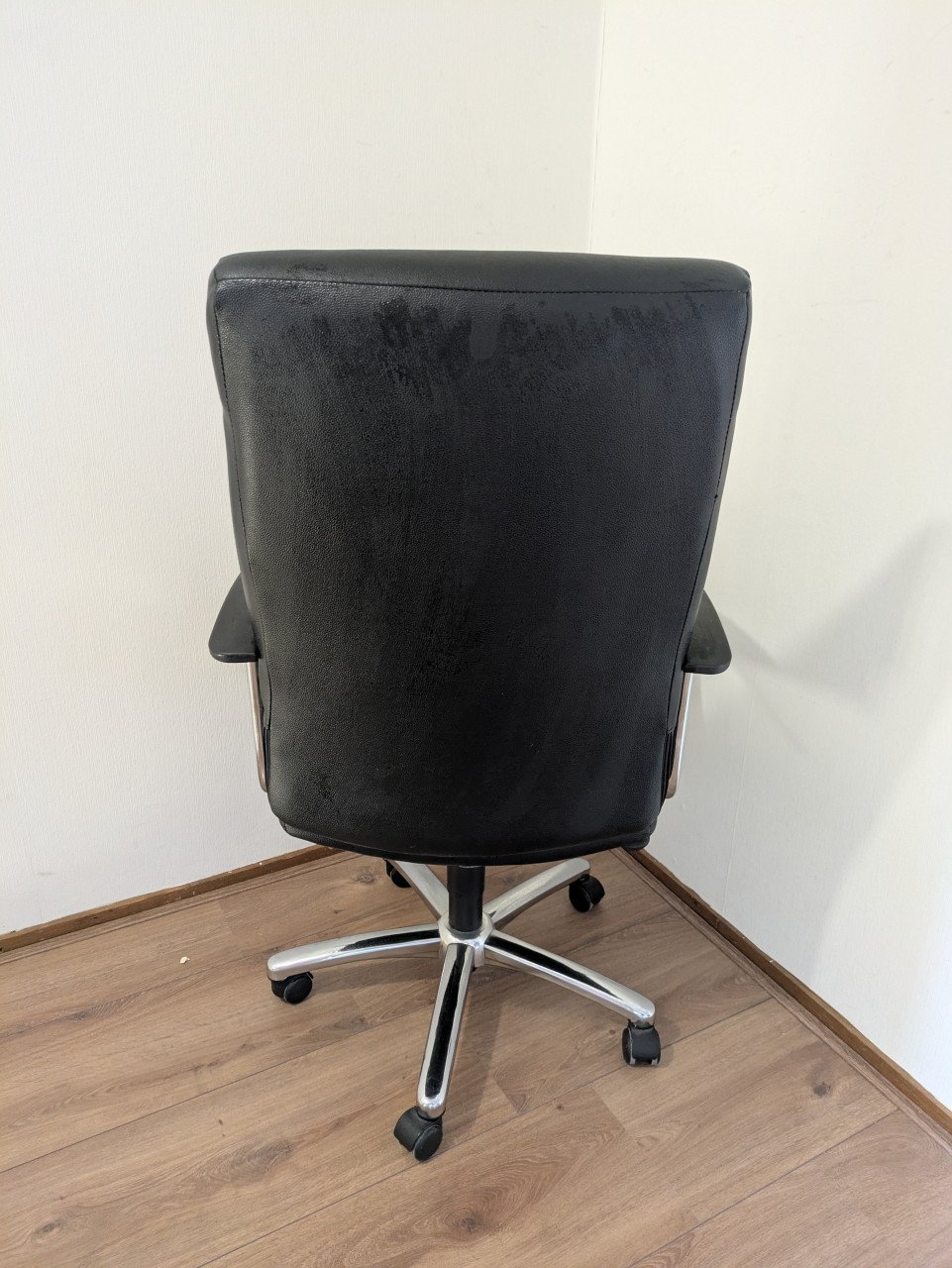 Nette stevige bureaustoel