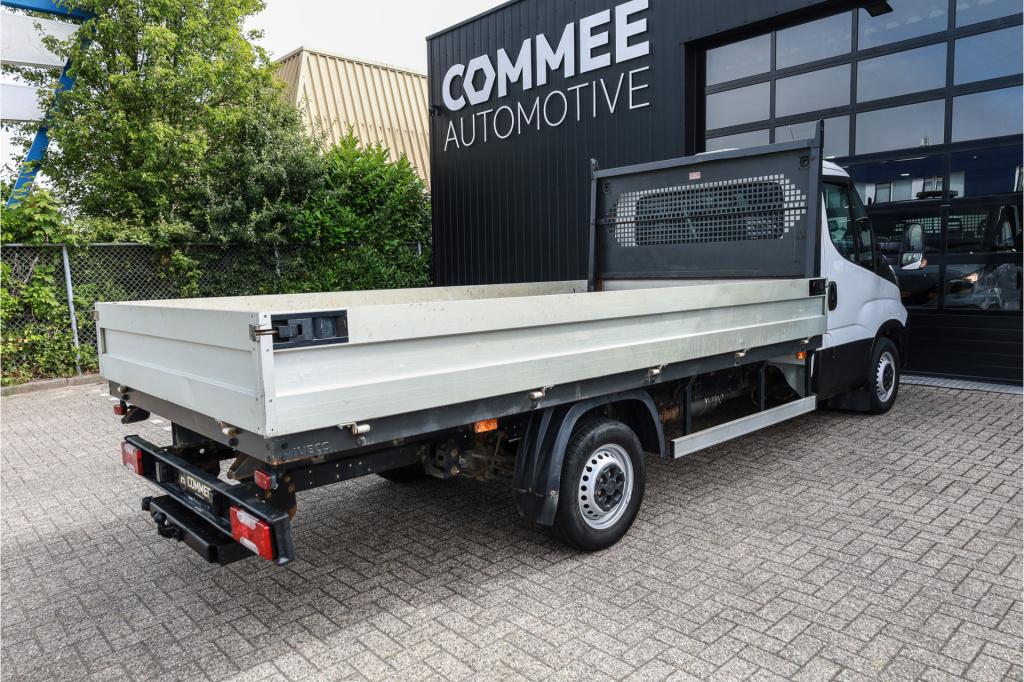 Iveco Daily 35s14 2.3 375 a8 aut open laadbak 410cm i trekhaak i standkache