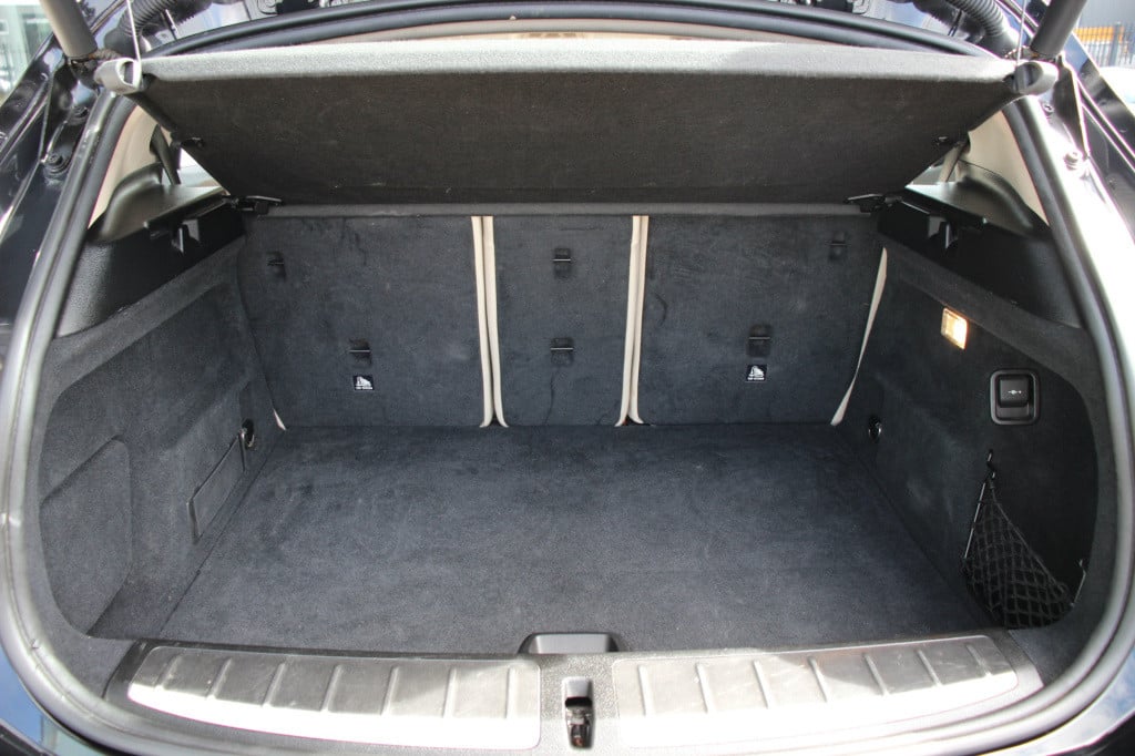 BMW X2 sdrive18i executive | leder | achteruitrijcamera | navi |