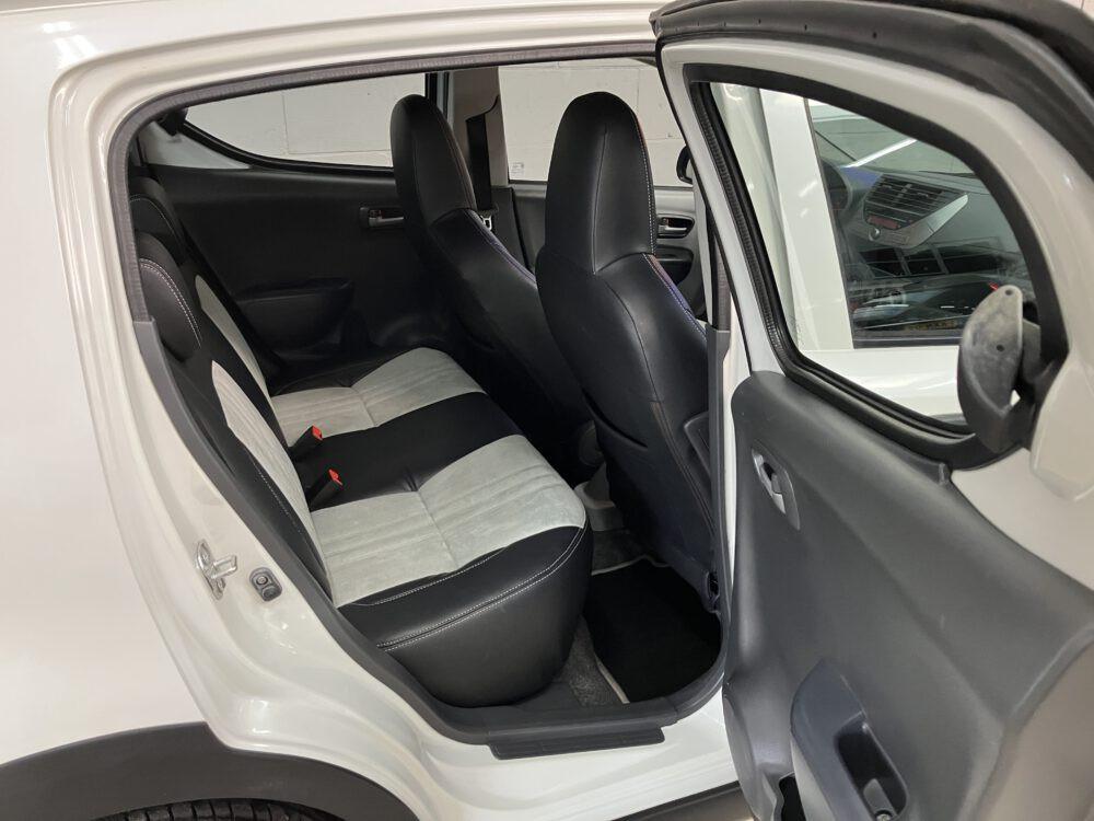 Suzuki Alto 1.0 Silver-line