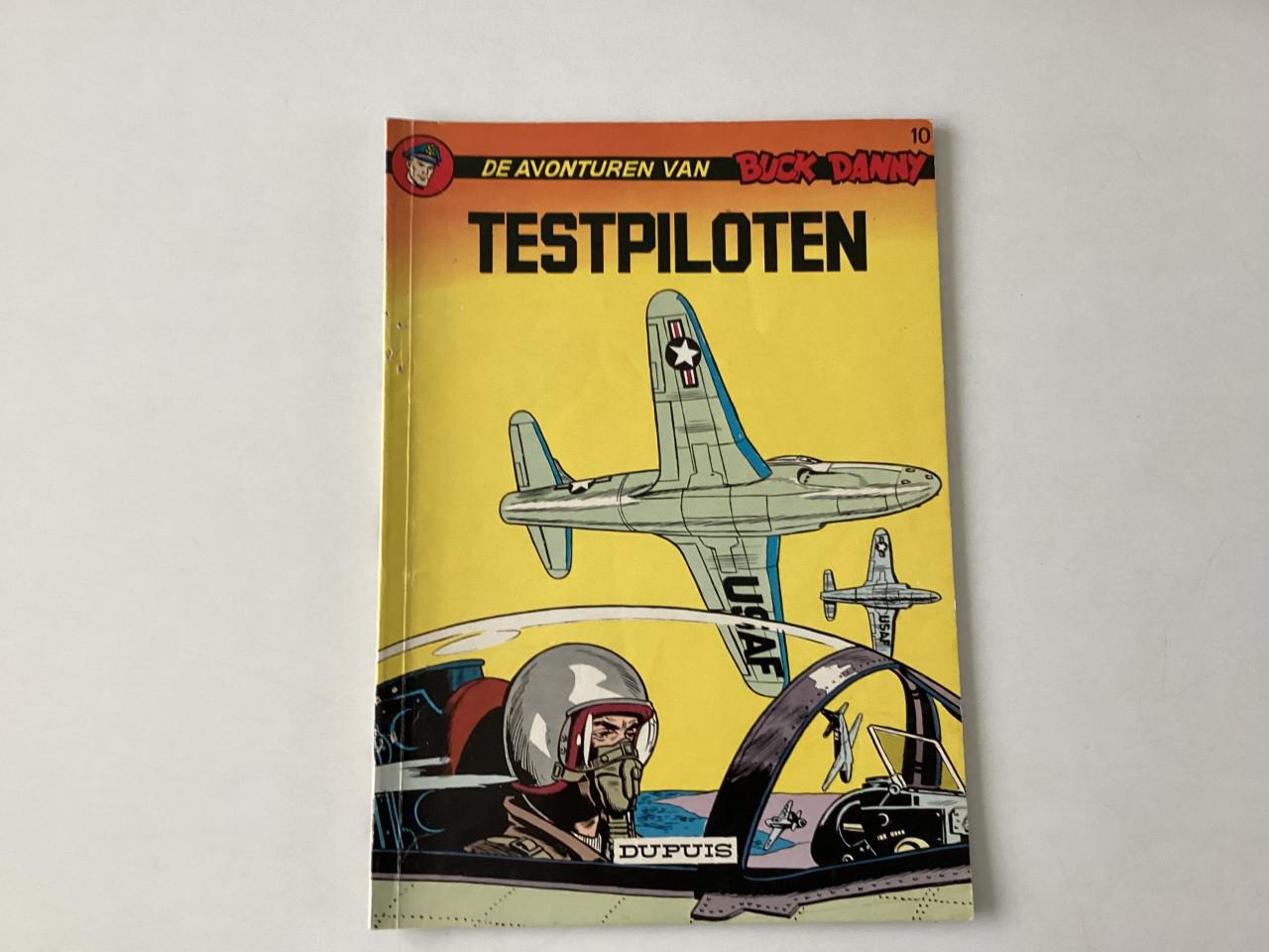 9 Verschillende stripboekjes met: De avonturen  van Buck Danny.  Charlier/