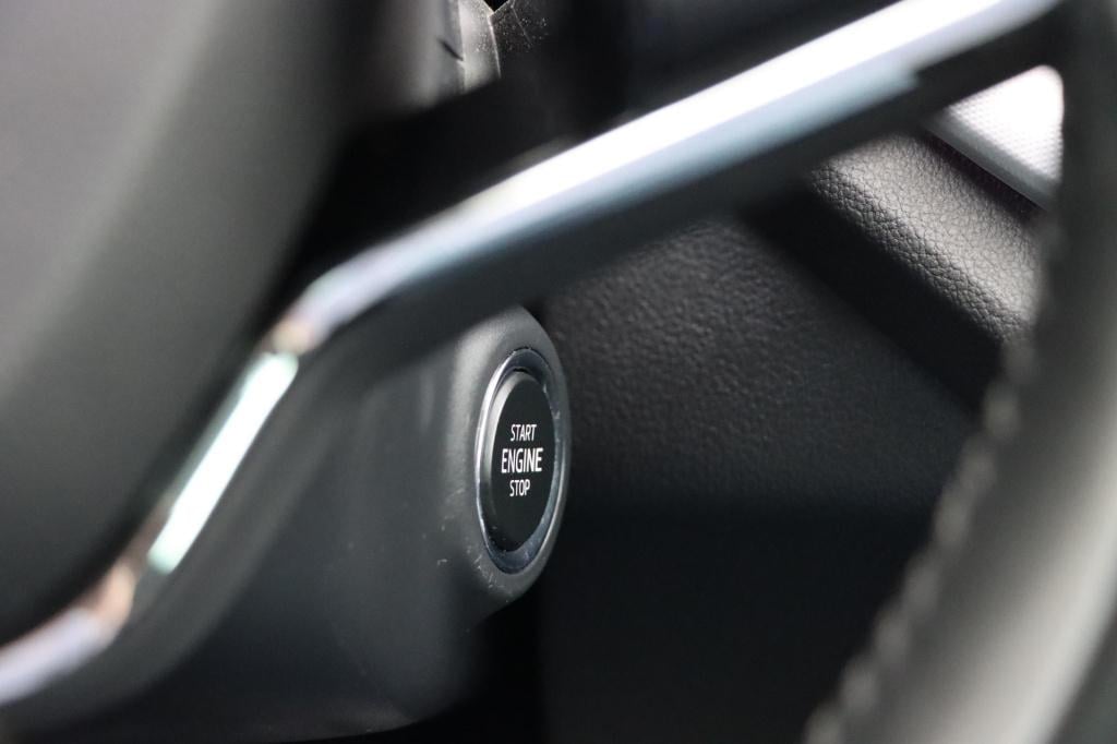 Skoda Octavia combi 1.4 tsi iv ambition 204pk dsg6