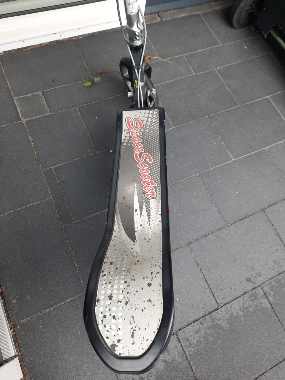 Space Scooter X580S - zwart
