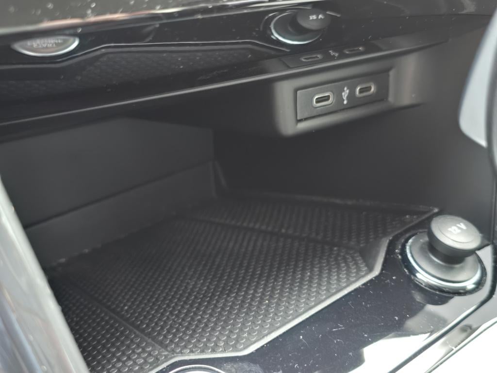 Volkswagen T-roc 1.5 tsi style business