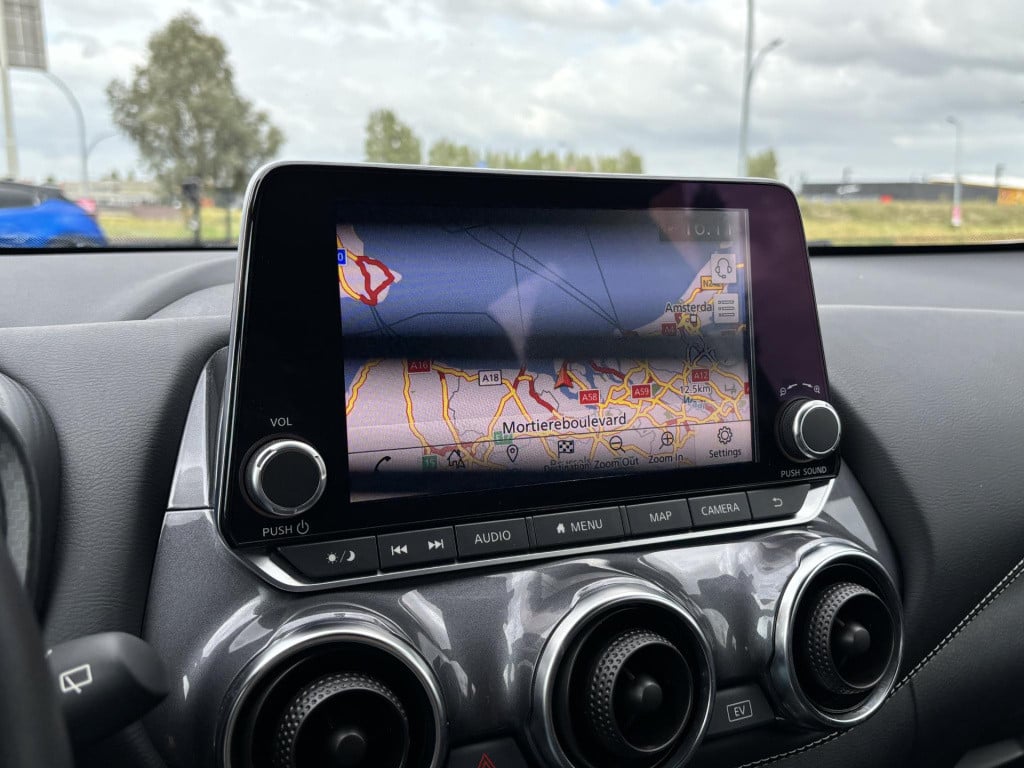 Nissan Juke 1.6 hybrid n-connecta | navigatie | camera | keyless entry | le