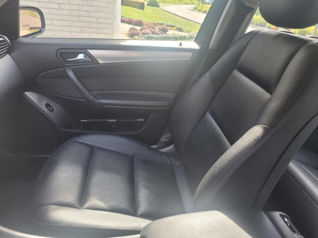 Mercedes C klasse 220 diesel Automaat Avantgarde 2005 245.000 km
